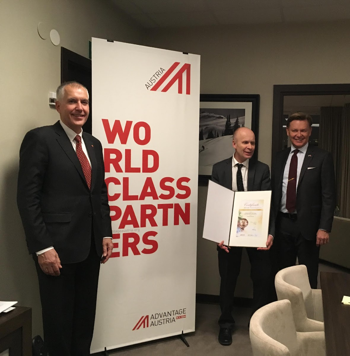 Peter Hertz, CEO of ClimateCurtainsAB, receiving the Energy Globe Award.